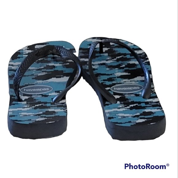 Camo Print Havaianas Flip Flops Blue Gray and Black - Size 9/10 NEW - Picture 3 of 7
